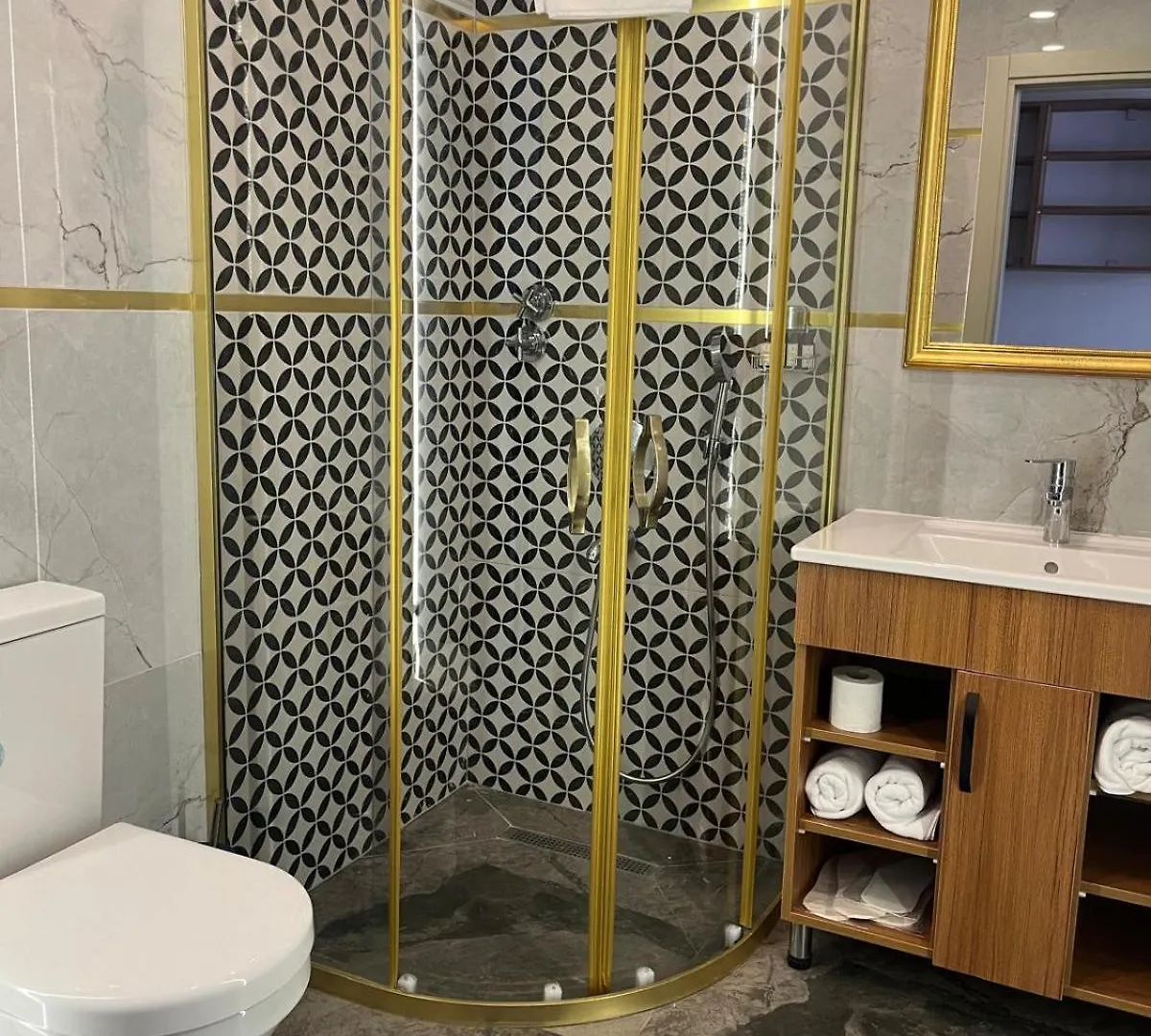 Golden Lux Hotel Antalya 3*,