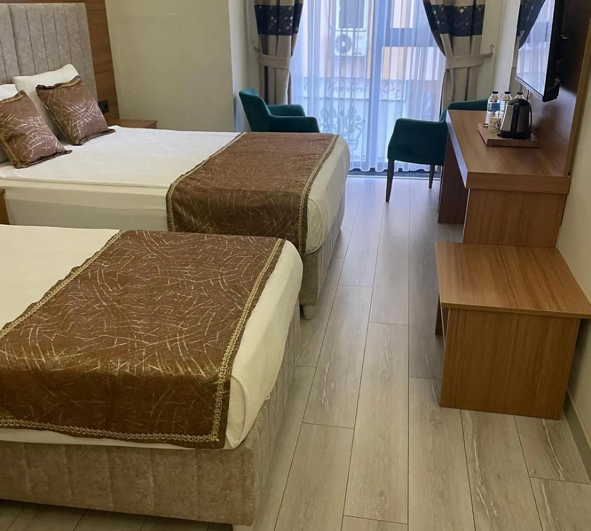 Golden Lux Hotel Antalya 3*,